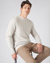 Load image into Gallery viewer, N.Peal Men&#39;s The Thames Cable Cashmere Jumper Pebble Grey
