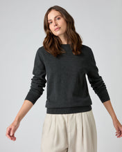 Load image into Gallery viewer, N.Peal The Oxford Round Neck Cashmere Jumper Dark Charcoal Grey
