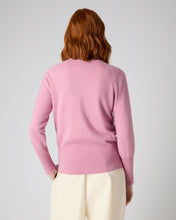 Load image into Gallery viewer, N.Peal Women&#39;s V Necked Cashmere Cardigan Burano Pink
