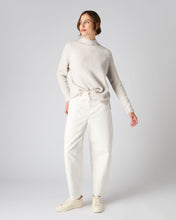 Load image into Gallery viewer, N.Peal Women&#39;s Fisherman Rib Funnel Cashmere Jumper Pebble Grey
