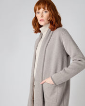 Load image into Gallery viewer, N.Peal Women&#39;s Herringbone Long Cashmere Cardigan Taupe Brown
