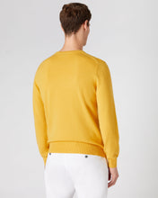 Load image into Gallery viewer, N.Peal Men&#39;s The Oxford Round Neck Cashmere Jumper Canary Yellow
