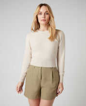 Load image into Gallery viewer, N.Peal Women&#39;s Crop Round Neck Cashmere Jumper Almond White

