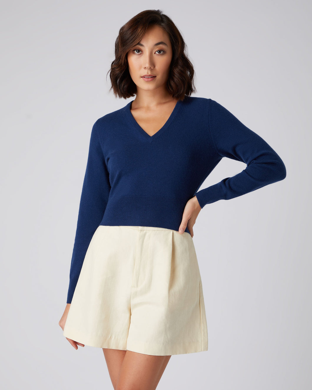 N.Peal Women's Crop V Neck Cashmere Jumper French Blue