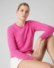 Load image into Gallery viewer, N.Peal Women&#39;s Evie Classic Round Neck Cashmere Jumper Vibrant Pink
