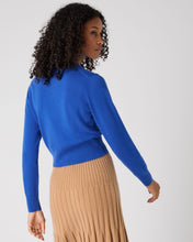 Load image into Gallery viewer, N.Peal Women&#39;s Ivy Cropped Cashmere Cardigan Sonic Blue
