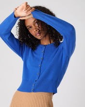 Load image into Gallery viewer, N.Peal Women&#39;s Ivy Cropped Cashmere Cardigan Sonic Blue
