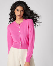 Load image into Gallery viewer, N.Peal Women&#39;s Ivy Cropped Cashmere Cardigan Vibrant Pink
