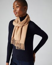 Load image into Gallery viewer, Woven Cashmere Scarf Camel Brown
