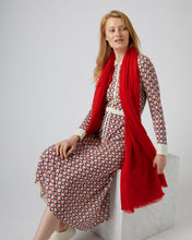 Load image into Gallery viewer, N.Peal Women&#39;s Pashmina Cashmere Shawl Red
